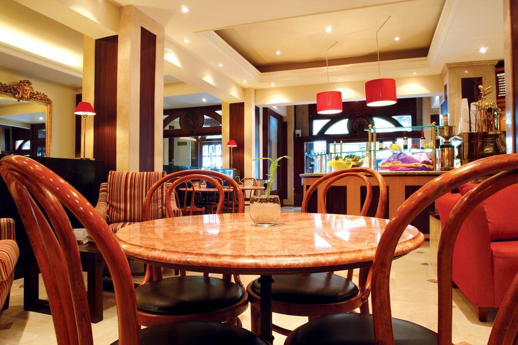 Emporio Reforma Otel Meksika Restoran fotoğraf The interior of the restaurant